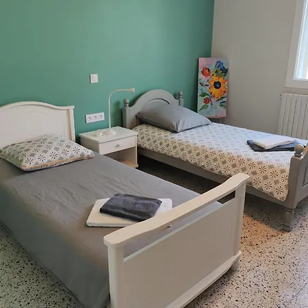 Maison Beaucairoise Clim Et Parking Beaucaire (Gard)